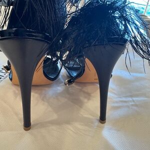 Rupert Sanderson Black Patent Feather Heels (Size 39 / US 8.5)